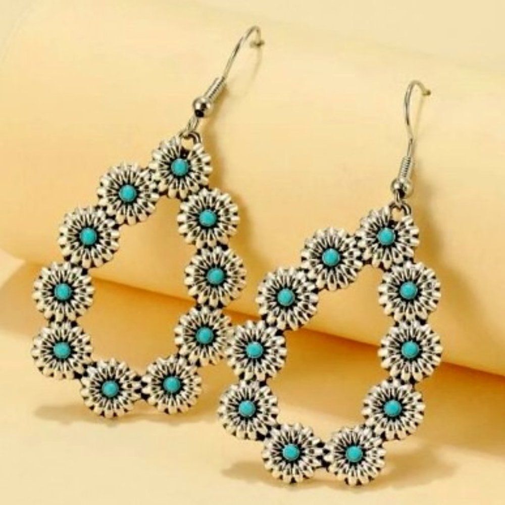SILVER TURQUOISE FLOWER WATER DROP EARRINGS